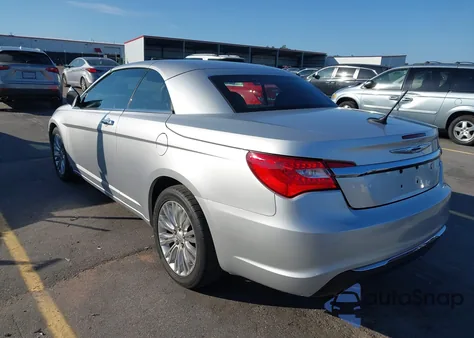 2011 Chrysler 200 Limited z USA, uszkodzony, nr VIN 1C3BC7EG1BN529935